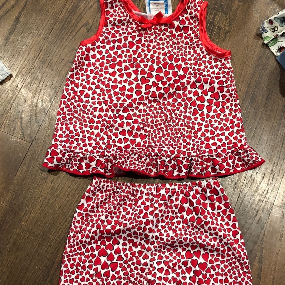 24M ❤️ heart pajama set Laura Dare